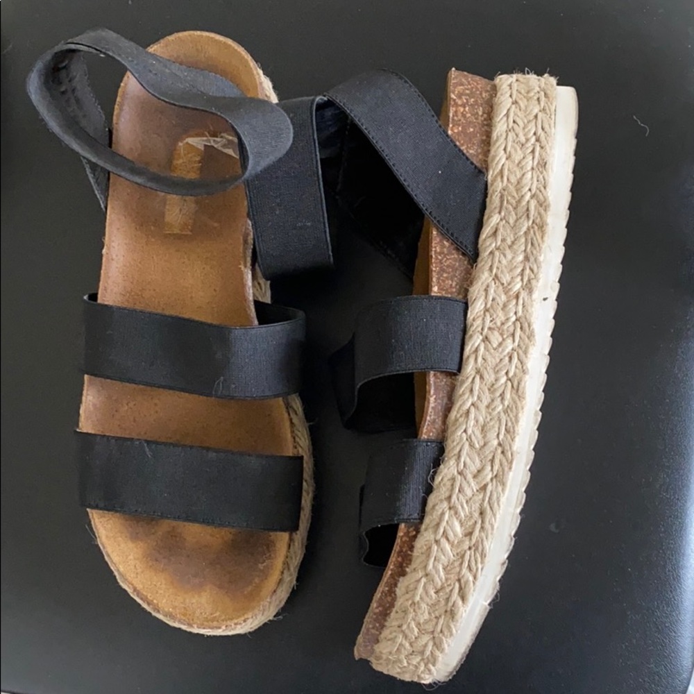 steve madden platform sandals